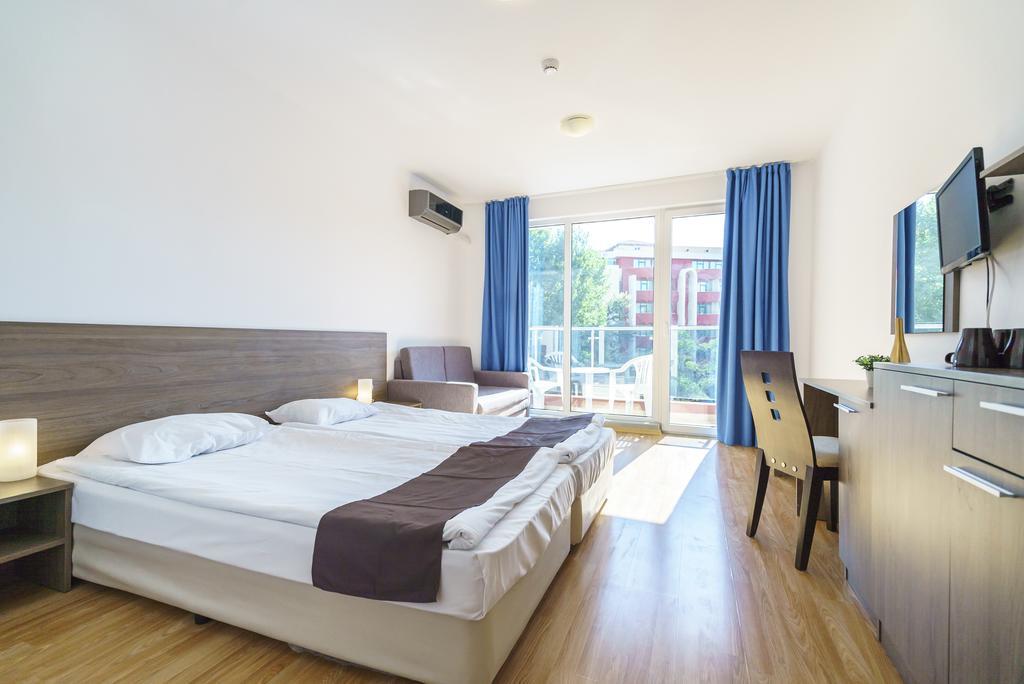 Admiral Plaza Hotel Sunny Beach Ngoại thất bức ảnh